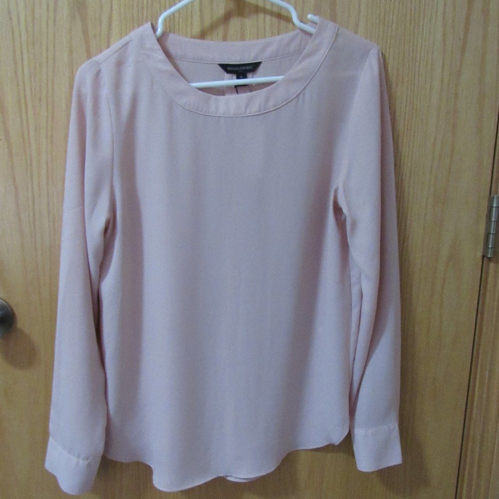 Banana Republic blouse, small